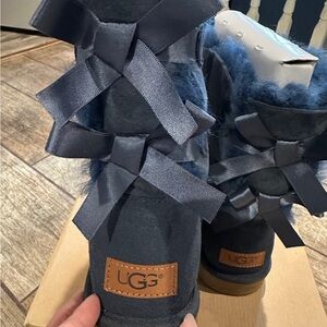 UGG UGG BAILEY BOW II Womens Boots navy